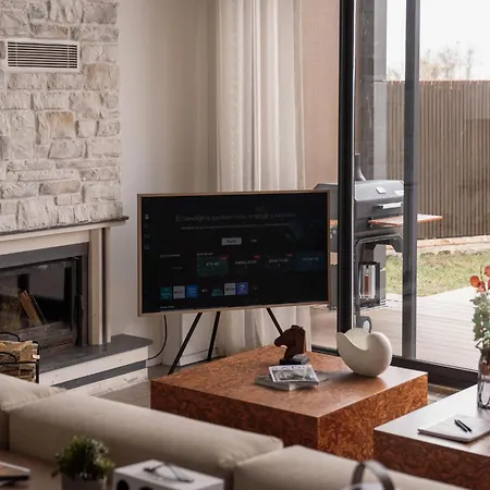 Voger View * ספנג'ה