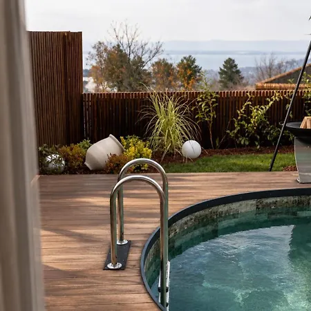Voger View Hotel